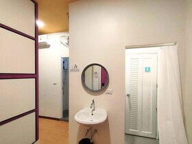 Sleepy Station Hostel