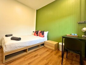 Sleepy Station Hostel