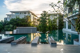 The Ark at Veloche by Lofty