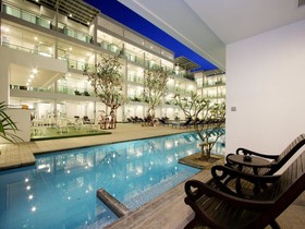 The Old Phuket Karon Beach Resort