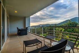 The Palm at Karon Hill by Lofty