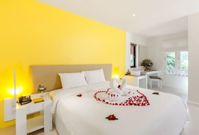 Tuana Hotels The Phulin Resort