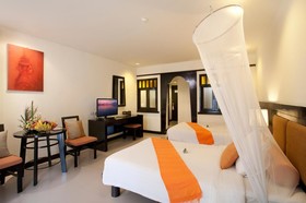 Woraburi Phuket Resort & Spa
