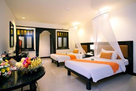 Woraburi Phuket Resort & Spa