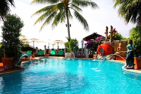 Boomerang Village Resort