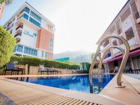 Kata Blue Sea Resort