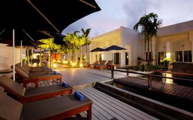 Blu Pine Villa & Pool Access