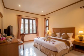 Blu Pine Villa & Pool Access