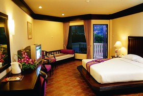 Kata Poolside Resort