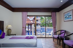 Kata Poolside Resort