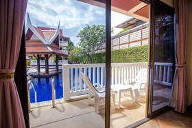 Kata Poolside Resort