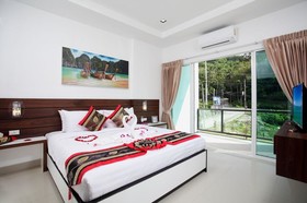Kata Sea View Villas