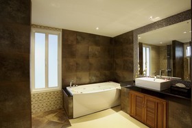 Kata Sea View Villas