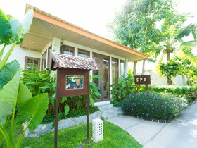 Metadee Concept Hotel