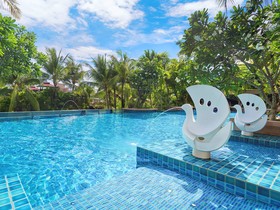 Novotel Phuket Kata Avista Resort & Spa