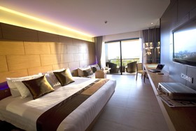 Novotel Phuket Kata Avista Resort & Spa