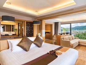 Novotel Phuket Kata Avista Resort & Spa
