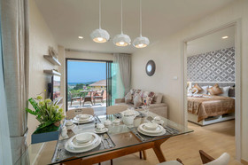 Splendid Sea View Resort