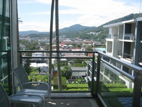 Sugar Palm Grand Hillside