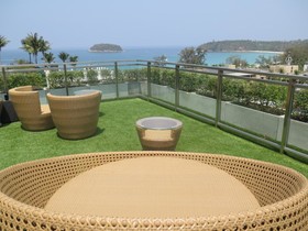 Sugar Palm Grand Hillside