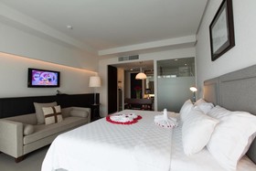 Sugar Palm Grand Hillside