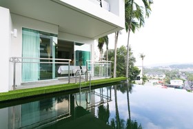 Sugar Palm Grand Hillside