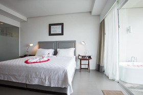 Sugar Palm Grand Hillside