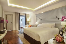 The Boathouse Phuket