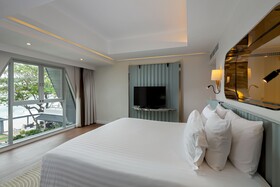 The Boathouse Phuket