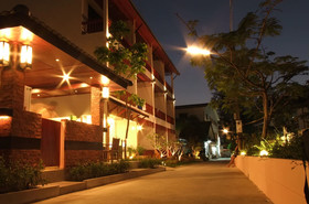 Kata Noi Resort