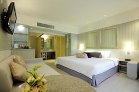 Katathani Phuket Beach Resort