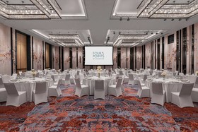 Four Points by Sheraton Phuket Patong Beach Resort