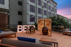 Four Points by Sheraton Phuket Patong Beach Resort