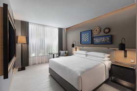 Four Points by Sheraton Phuket Patong Beach Resort