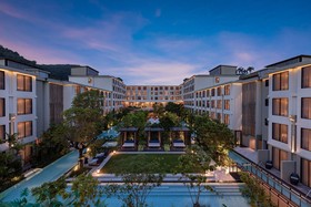 Four Points by Sheraton Phuket Patong Beach Resort