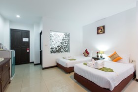 Golden House Hotel