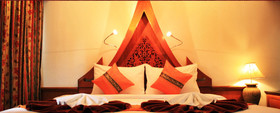 Grand Blue Hotel