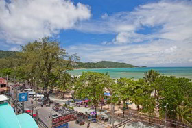 Grand Blue Hotel