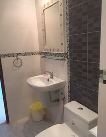 Lake View Apartment