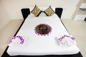 Five Loaves Beds Patong