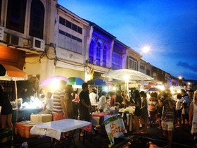 Phuket 43 Guesthouse