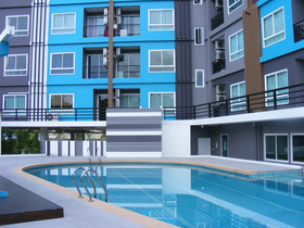 The Scene Condo By The Rich