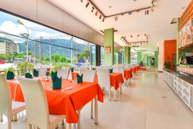 Zephyr Grand Hotel