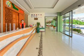 Zephyr Grand Hotel