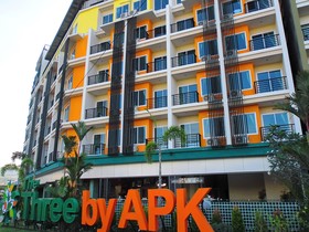 Zephyr Grand Hotel