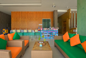 Zephyr Grand Hotel