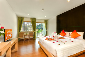 Zephyr Grand Hotel