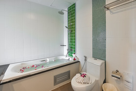 Zephyr Grand Hotel