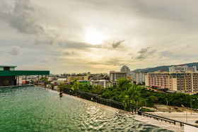 Zephyr Grand Hotel