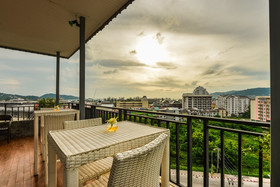 Zephyr Grand Hotel